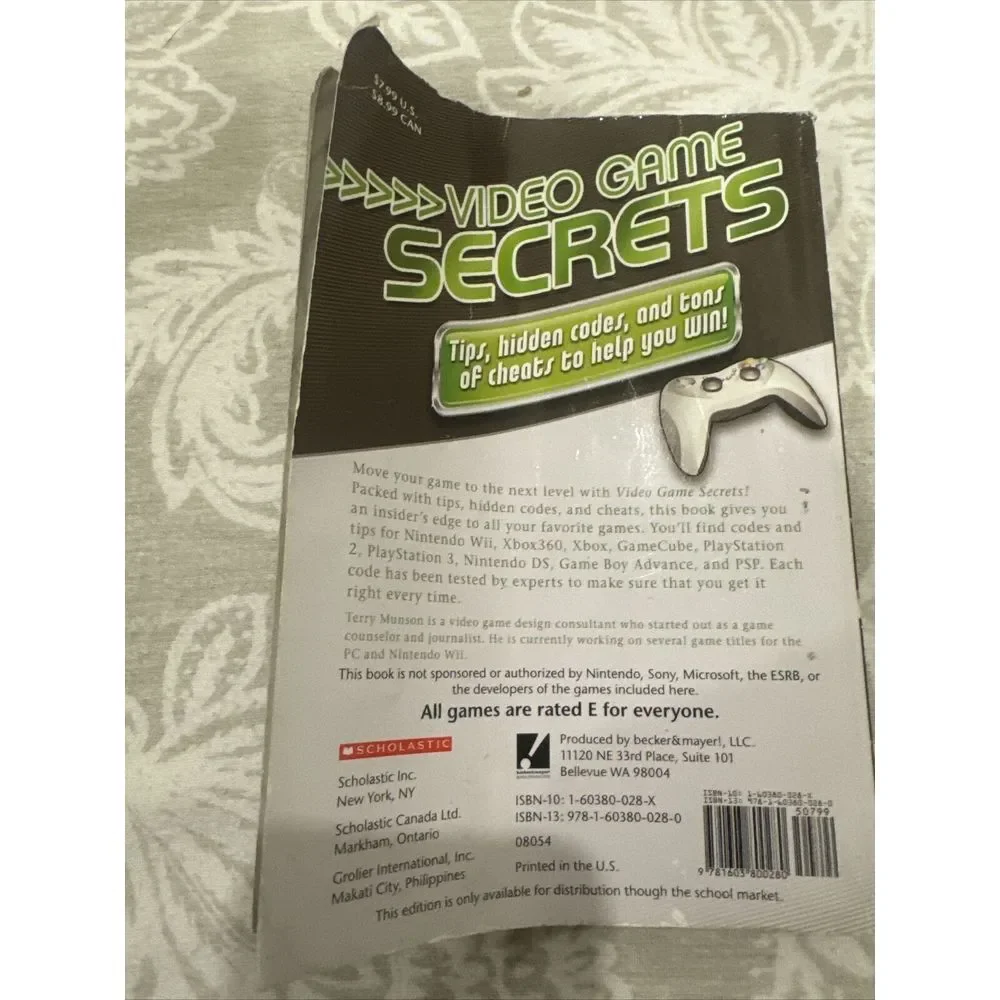 Video Game Secrets by Terry Munson (2008, Paperback) Unlock Tons of HIdden Codes